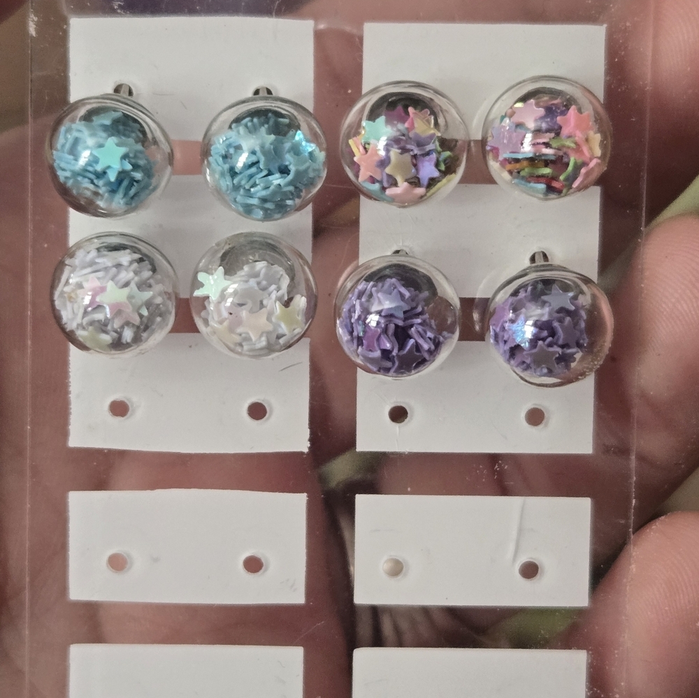 4 pairs of confetti earrings